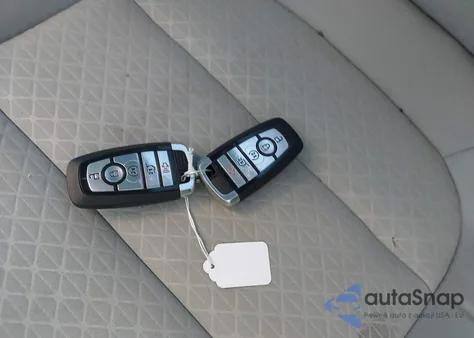 2024 Ford Escape Active z USA, uszkodzony, nr VIN 1FMCU9GN9RUB34353